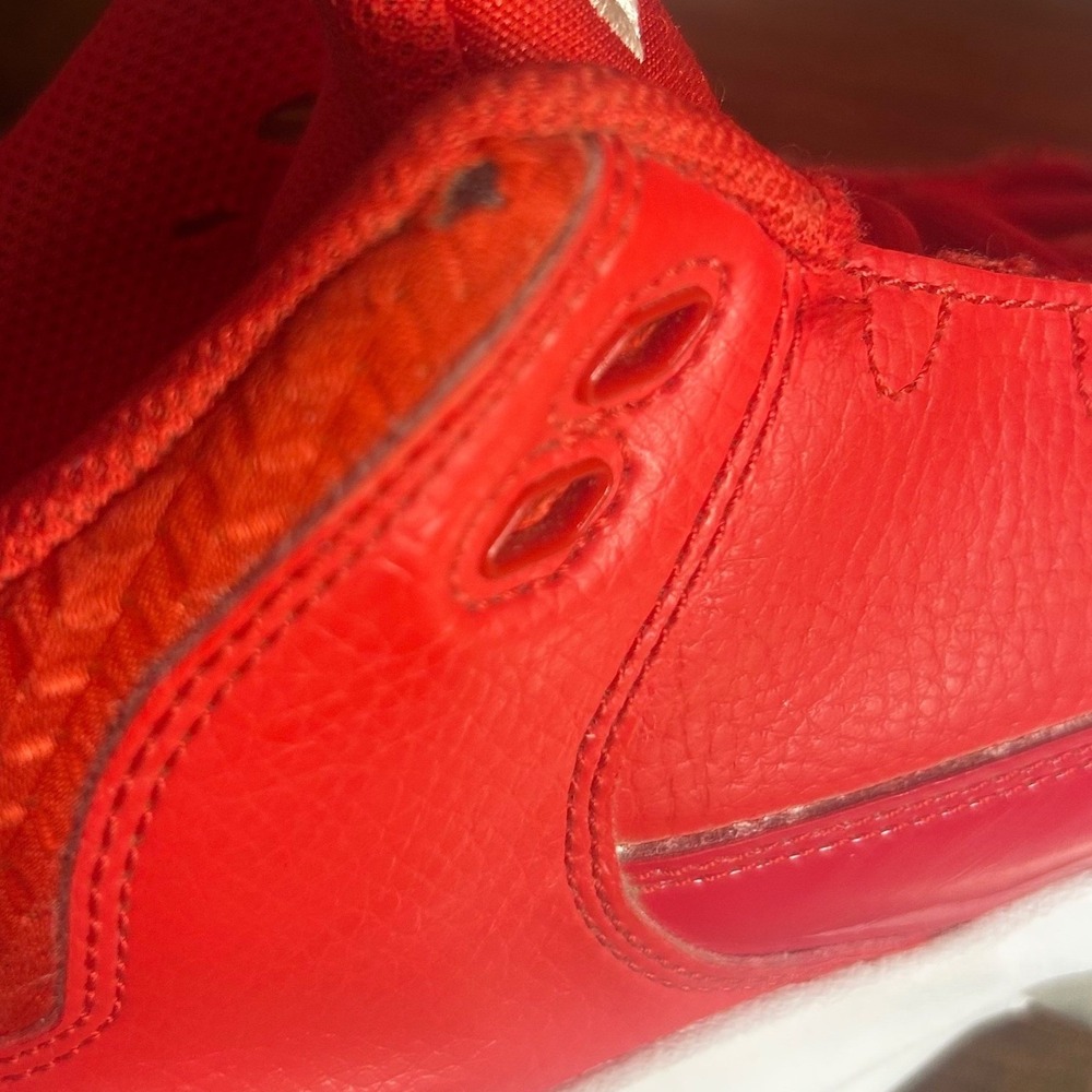 Nike Jordan Max Aura 3 Red White Youth Kids Basketball Shoes Sneakers Size 6.5 - Picture 10 of 12